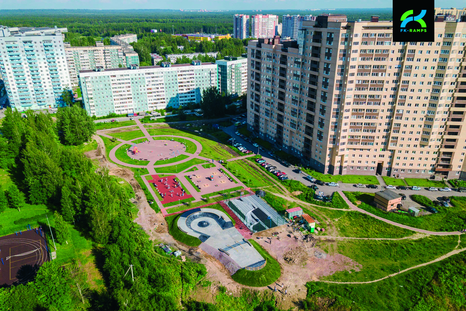 Новое девяткино. Скейт парк новое Девяткино. Скейт парк в Новодевяткино. Парк в Девяткино. Бетонный скейтпарк в Девяткино.